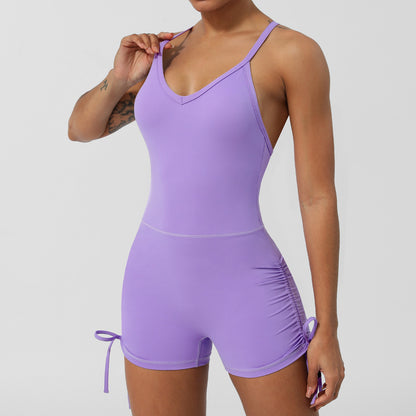 Body de yoga à col en V, bretelles fines, dos croisé, short moulant sans manches avec soutien-gorge intégré
