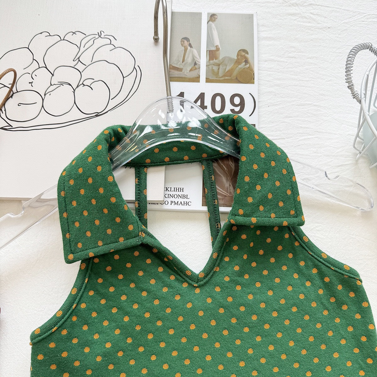 Cute Girls' Summer SetPolka Dot Crop Top with Star Applique Mini Skirt Two-Piece Outfit