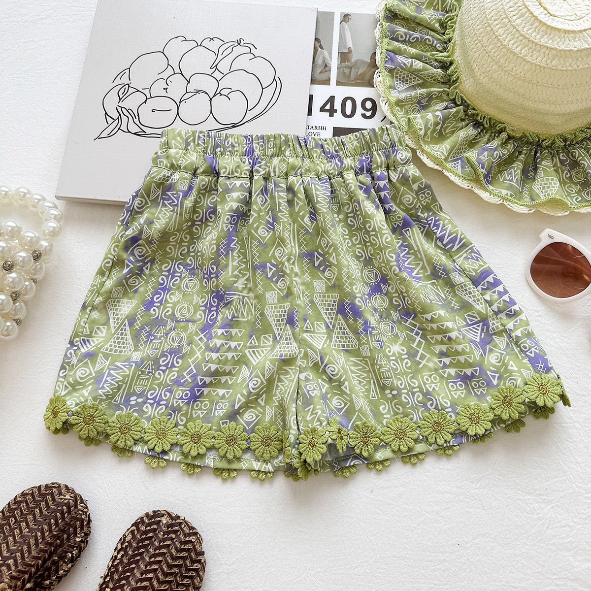 Summer Girls' Set Geometric Print Flutter Sleeve Shorts Vacation Style Two-Piece Set