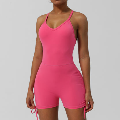 Body de yoga à col en V, bretelles fines, dos croisé, short moulant sans manches avec soutien-gorge intégré