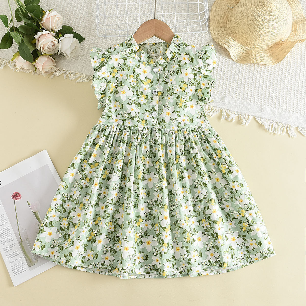 Cute Floral Print Dress for Girls with Stand Collar and Flutter Sleeves, Buttoned Baby Doll Style, Fresh and Charming Summer Dress