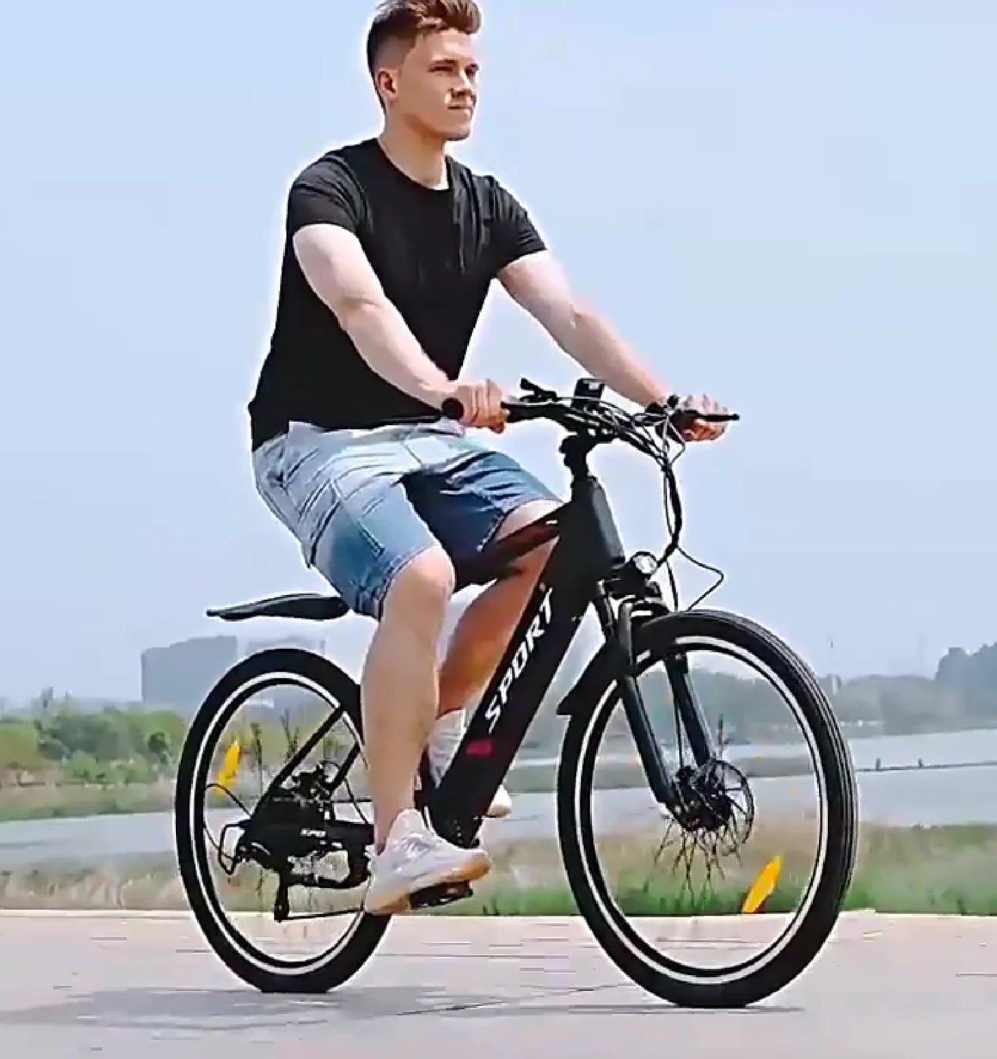Factory Direct Sales 26-Inch Mountain Electric Bicycle Built-In Lithium Battery Adult 7-Speed 250W 48V Steel Frame