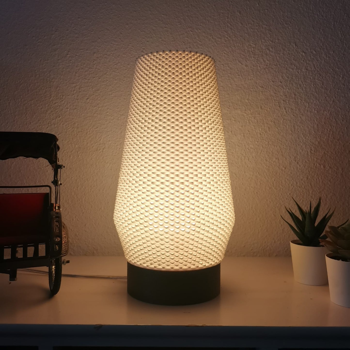 Luma Portable Table Lamp