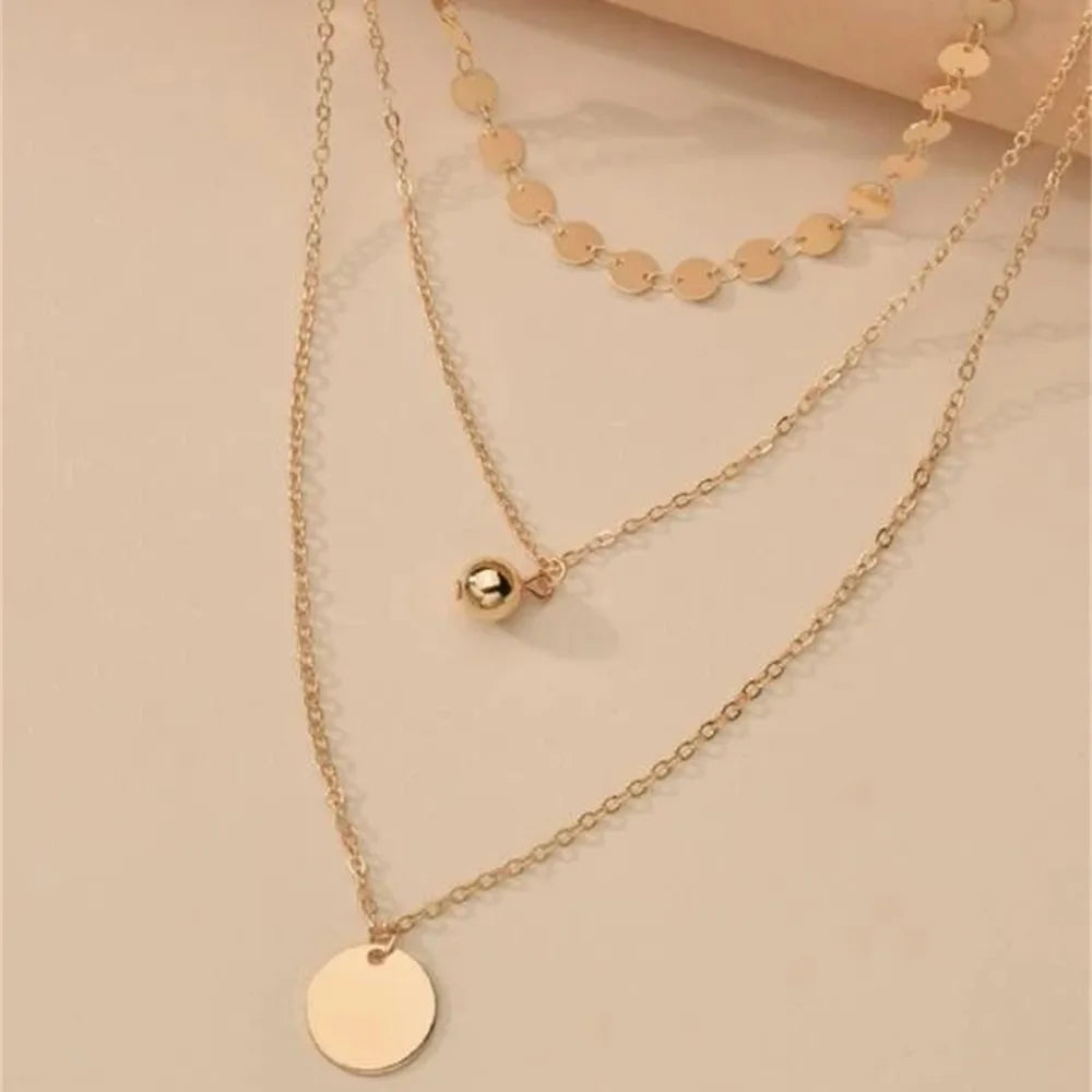 Collier multicouches vintage punk pour femmes, nouvelle mode, chaîne ronde à paillettes plaquée or, pendentif en perles métalliques, vente en gros