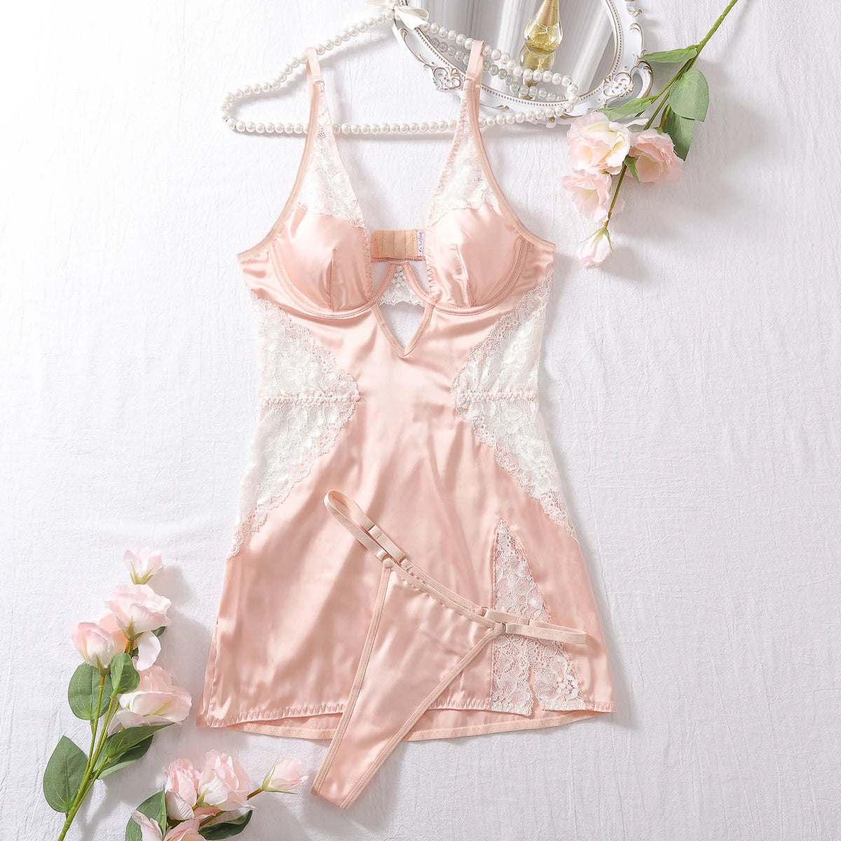 AVELINE 2025 nouveau dentelle Patchwork dames ensemble de soutien-gorge Sexy érotique coupe basse luxe français chemise de nuit fendu fronde deux pièces ensemble
