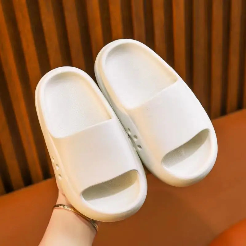 EVA – pantoufles pour enfants, chaussures de dessin animé mignon pour garçons et filles, sandales d'été pour parents et enfants moyens et grands