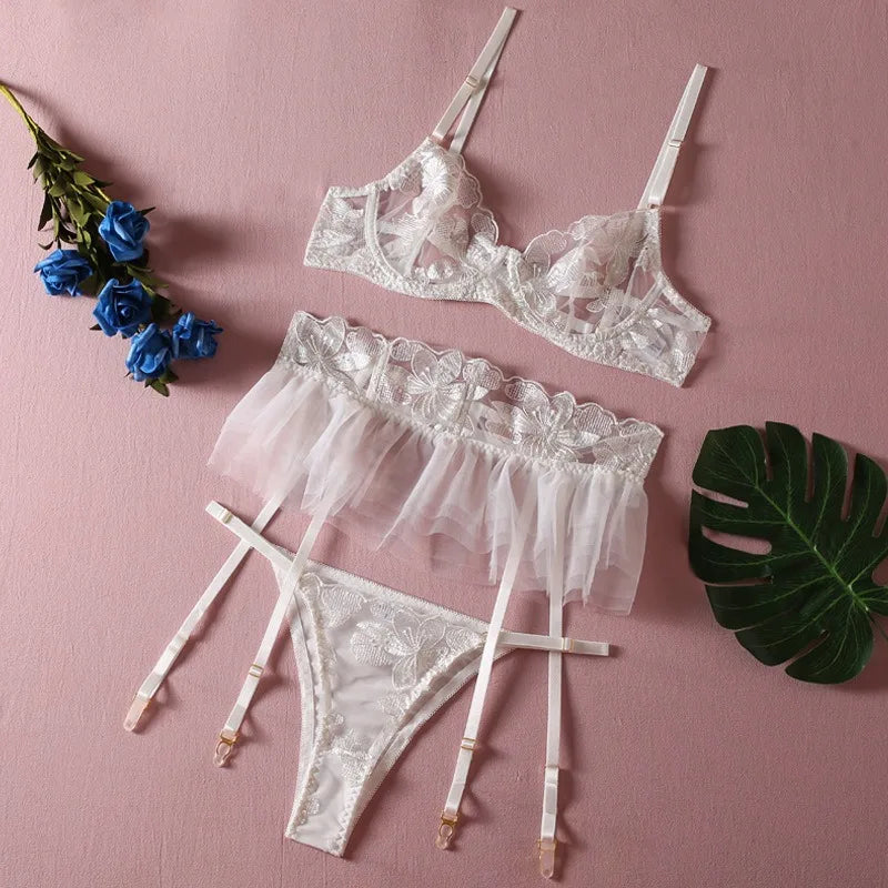 Toucheart-Ensemble de lingerie 3 pièces pour femme, jarretelles, mini jupe, soutien-gorge brodé transparent, sous-vêtements sexy, nouveau, 7.0