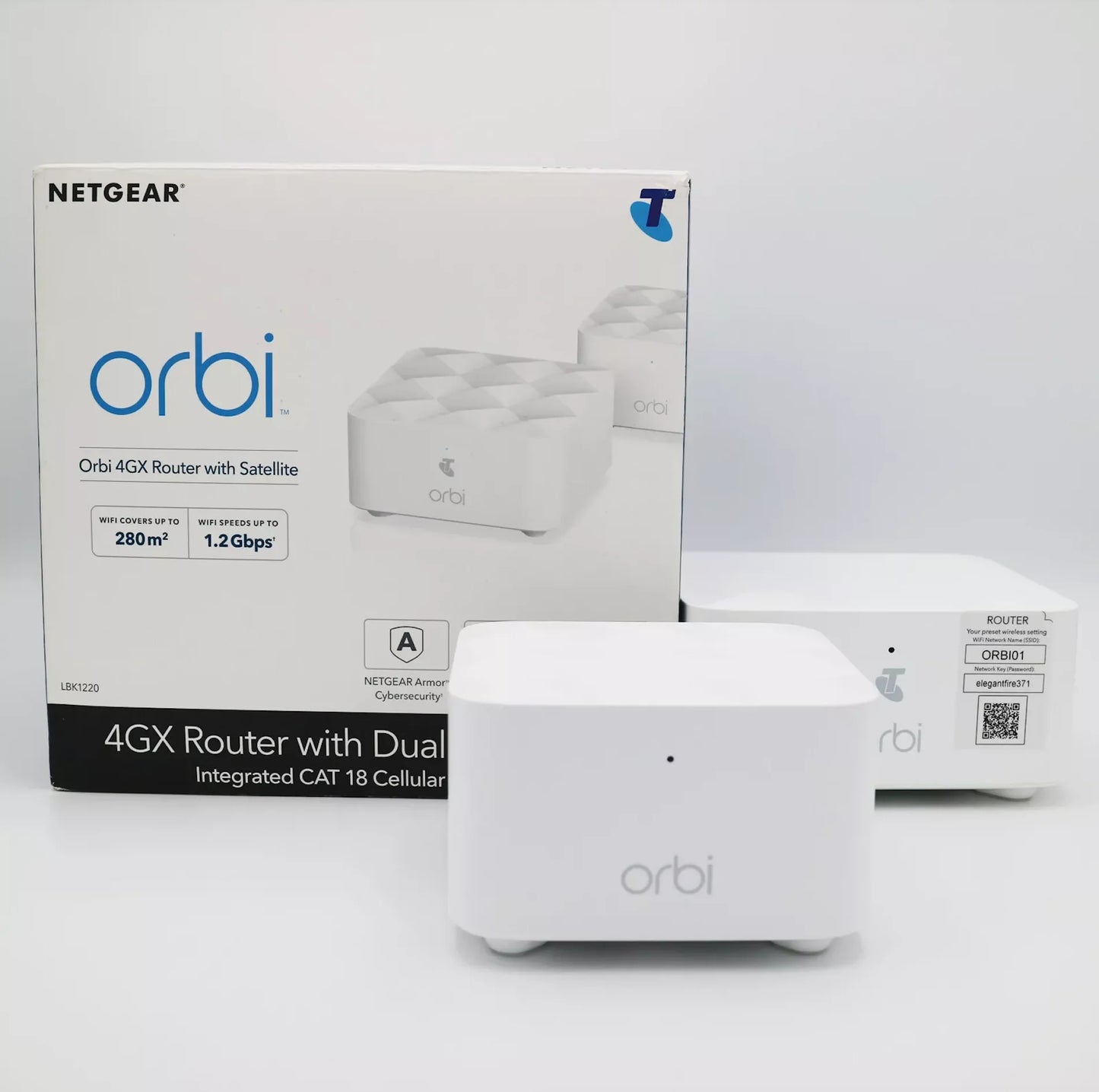 Routeur de système WiFi NETGEAR 4G LTE Mesh avec Satellite Telstra LBR1020 RBS10 routeur réseau sans fil à couverture extensible