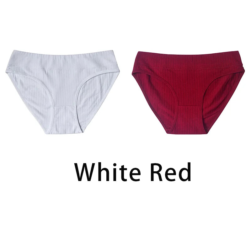 52826645266781|52826645463389|52826645496157