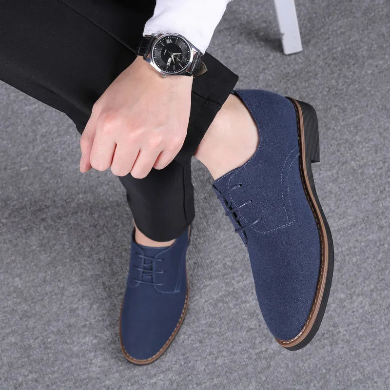 Oxfords-Chaussures provoqué en cuir suédé pour hommes, baskets décontractées, mocassins de marque de luxe, chaussures derby plates classiques