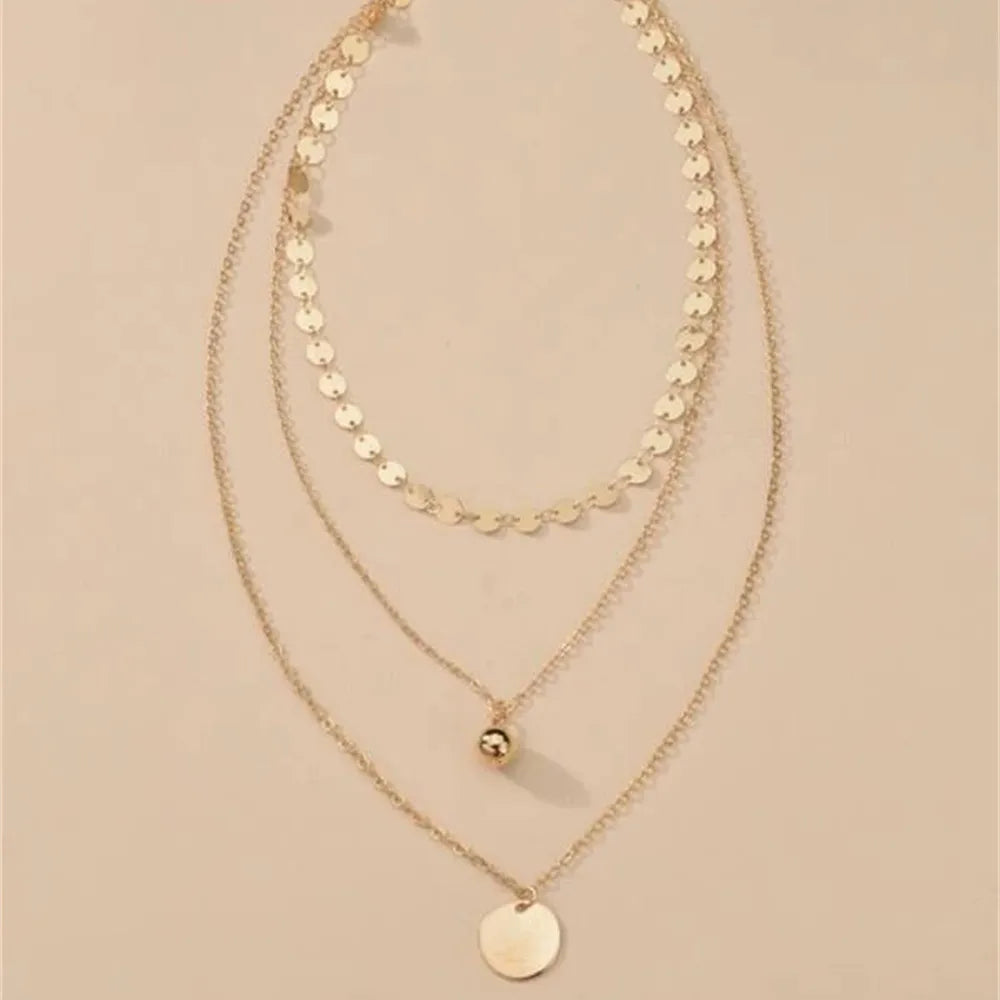 Collier multicouches vintage punk pour femmes, nouvelle mode, chaîne ronde à paillettes plaquée or, pendentif en perles métalliques, vente en gros