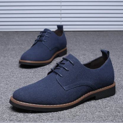 Oxfords-Chaussures provoqué en cuir suédé pour hommes, baskets décontractées, mocassins de marque de luxe, chaussures derby plates classiques